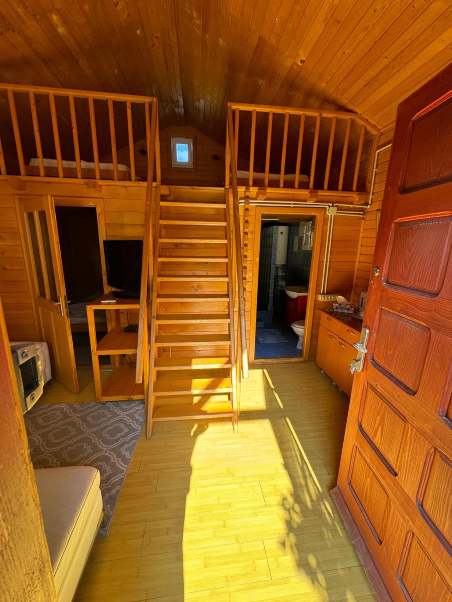 Hotel Colt De Rai à Corbu  Extérieur photo